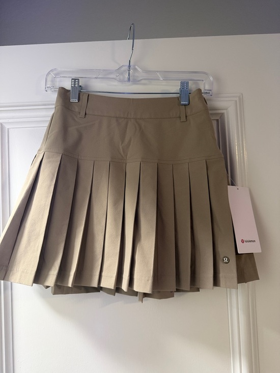 lululemon athletica Dresses & Skirts - lululemon athletica Drop-Waist Pleated Golf Skirt in Khaki